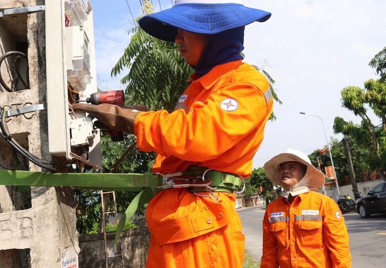 Nhiệt điện than vẫn chiếm 56,8% sản lượng điện tiêu thụ của cả nước